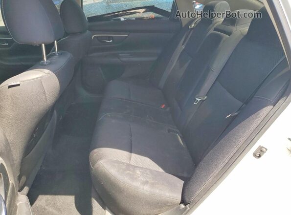 1N4AL3AP9JC151708 2018 NISSAN ALTIMA White Rear seats view