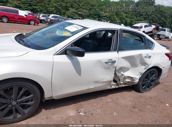 1N4AL3AP9JC161834 2018 NISSAN ALTIMA White Вид спереду