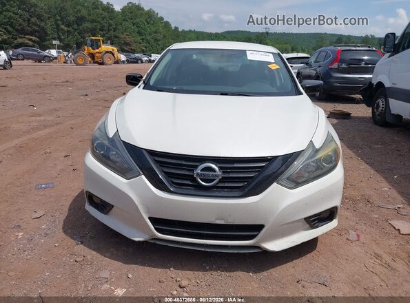1N4AL3AP9JC161834 2018 NISSAN ALTIMA White Вид задньої частини салону