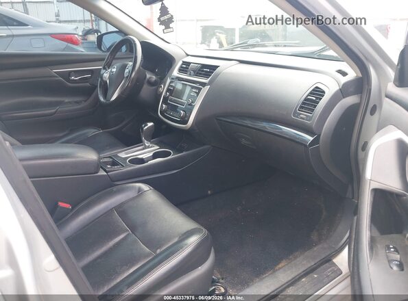 1N4AL3AP9JC173353 2018 NISSAN ALTIMA Silver Սալոնի դիմացի տեսք