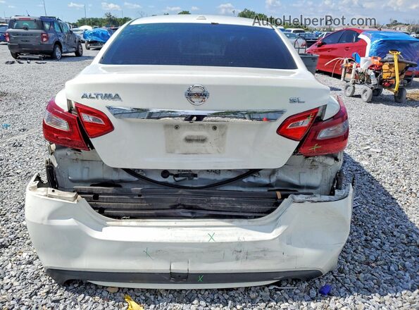 1N4AL3AP9JC174678 2018 NISSAN ALTIMA White Вид ззаду