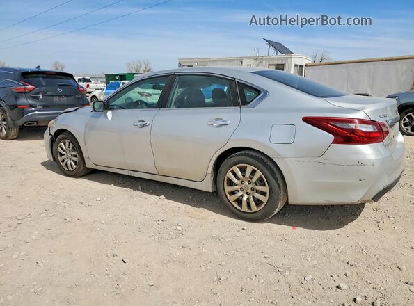 1N4AL3AP9JC196390 2018 NISSAN ALTIMA Silver Trasero izquierdo