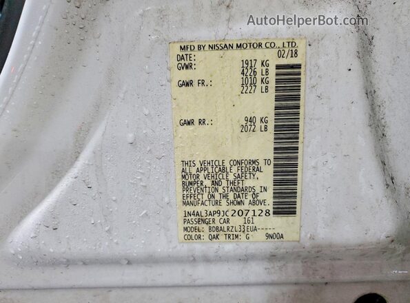1N4AL3AP9JC207128 2018 NISSAN ALTIMA White Widok komory silnika