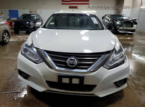 1N4AL3AP9JC207128 2018 NISSAN ALTIMA White Widok z przodu