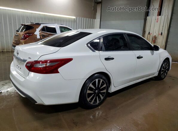 1N4AL3AP9JC207128 2018 NISSAN ALTIMA White Tył prawy