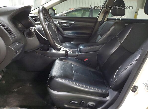 1N4AL3AP9JC207128 2018 NISSAN ALTIMA White Widok wnętrza z przodu