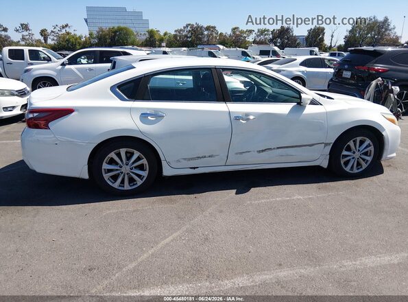 1N4AL3AP9JC230182 2018 NISSAN ALTIMA White უკანა სალონის ხედი