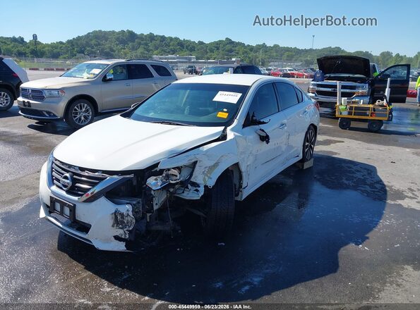 1N4AL3AP9JC237519 2018 NISSAN ALTIMA White Առջևի ձախ երեք քառորդ տեսարան