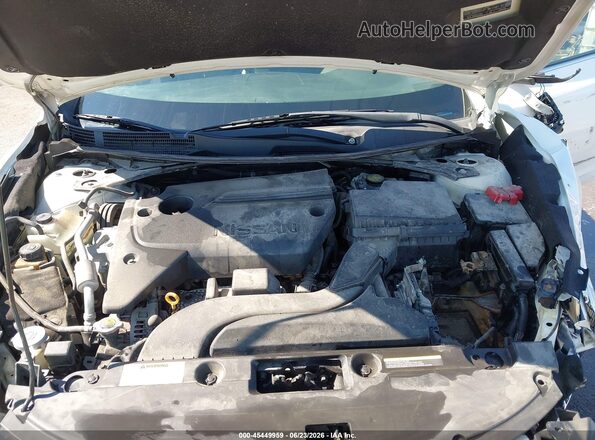 1N4AL3AP9JC237519 2018 NISSAN ALTIMA White Հետևի տեսք