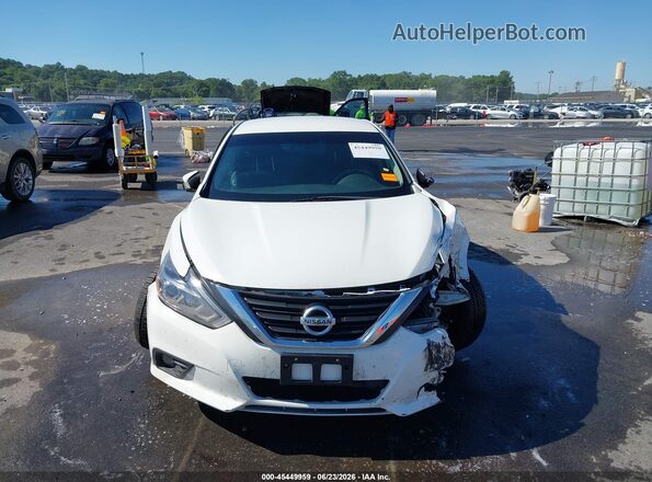 1N4AL3AP9JC237519 2018 NISSAN ALTIMA White Սալոնի հետևի տեսք