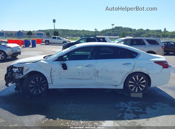 1N4AL3AP9JC237519 2018 NISSAN ALTIMA White 