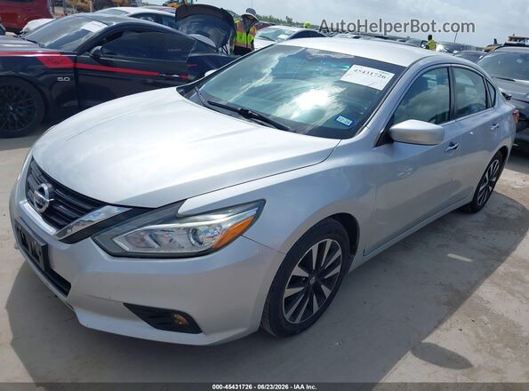 1N4AL3AP9JC245099 2018 NISSAN ALTIMA Silver Առջևի ձախ երեք քառորդ տեսարան