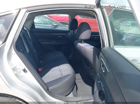 1N4AL3AP9JC245099 2018 NISSAN ALTIMA Silver VIN կոդի պիտակի տեսք
