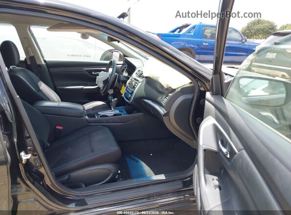 1N4AL3AP9JC297106 2018 NISSAN ALTIMA Black Widok wnętrza z przodu