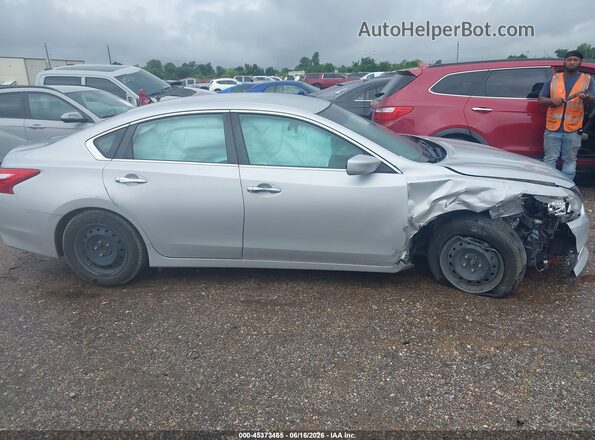 1N4AL3APXGC226960 2016 NISSAN ALTIMA Silver Widok wnętrza z tyłu