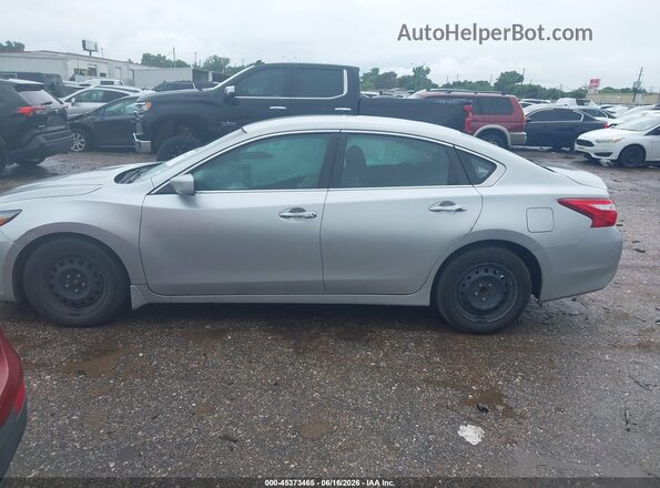 1N4AL3APXGC226960 2016 NISSAN ALTIMA Silver Widok wnętrza 360 stopni