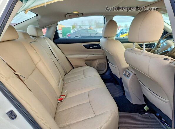1N4AL3APXGN306263 2016 NISSAN ALTIMA White Widok tylnych siedzeń
