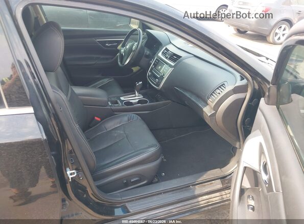 1N4AL3APXHC122809 2017 NISSAN ALTIMA Черный Вид салона спереди