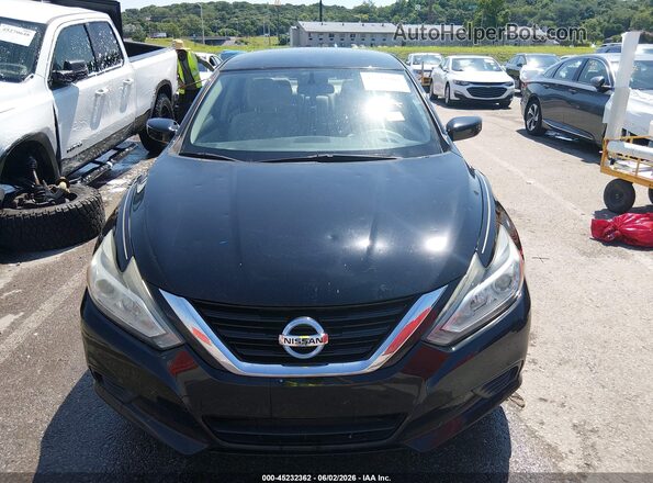 1N4AL3APXHC220528 2017 NISSAN ALTIMA Black Widok z przodu