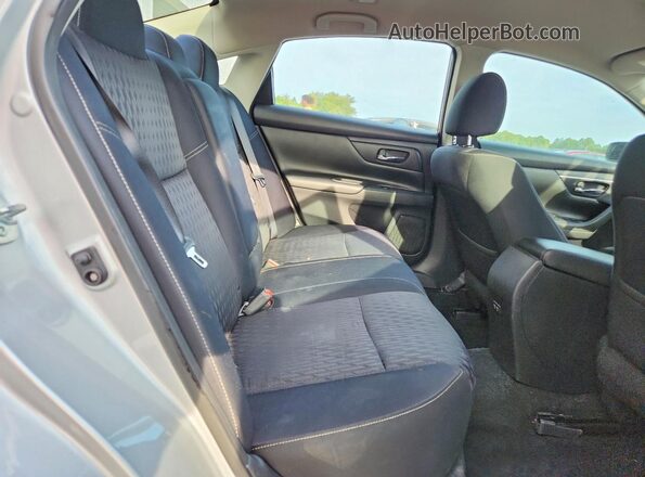 1N4AL3APXHC252475 2017 NISSAN ALTIMA Silver Вид задніх сидінь