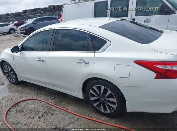 1N4AL3APXHC281958 2017 NISSAN ALTIMA White Вид спереду