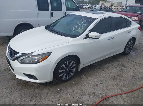 1N4AL3APXHC281958 2017 NISSAN ALTIMA White Передня ліва чверть