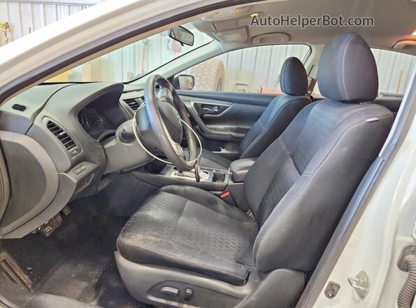 1N4AL3APXHC480993 2017 NISSAN ALTIMA White Vista interior delantera
