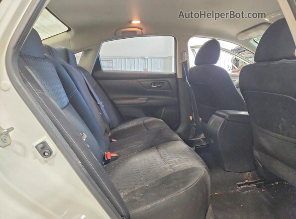 1N4AL3APXHC480993 2017 NISSAN ALTIMA White Vista de los asientos traseros