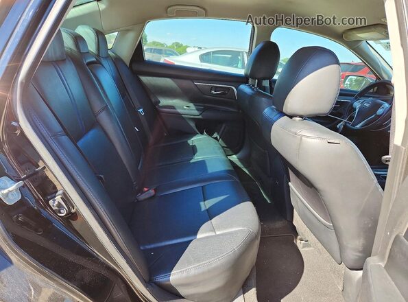 1N4AL3APXJC234385 2018 NISSAN ALTIMA Black Rear seats view