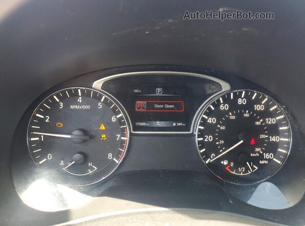 1N4AL3APXJC248187 2018 NISSAN ALTIMA Красный Вид щитка приборов
