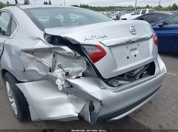 1N4AL3APXJC260890 2018 NISSAN ALTIMA Silver Widok z przodu