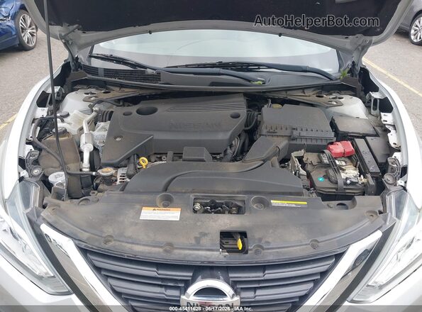 1N4AL3APXJC260890 2018 NISSAN ALTIMA Silver Widok z tyłu
