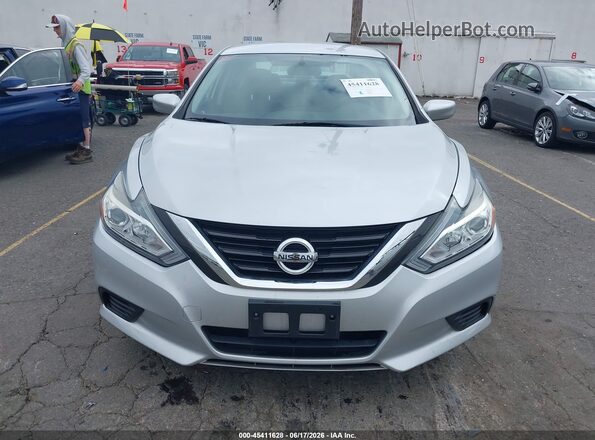 1N4AL3APXJC260890 2018 NISSAN ALTIMA Silver Widok wnętrza z tyłu