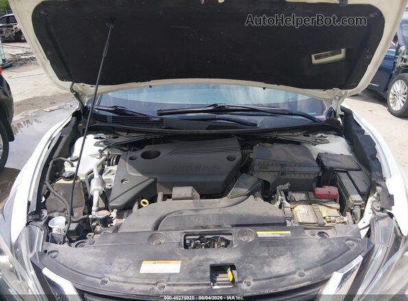 1N4AL3APXJC292920 2018 NISSAN ALTIMA White Widok z tyłu