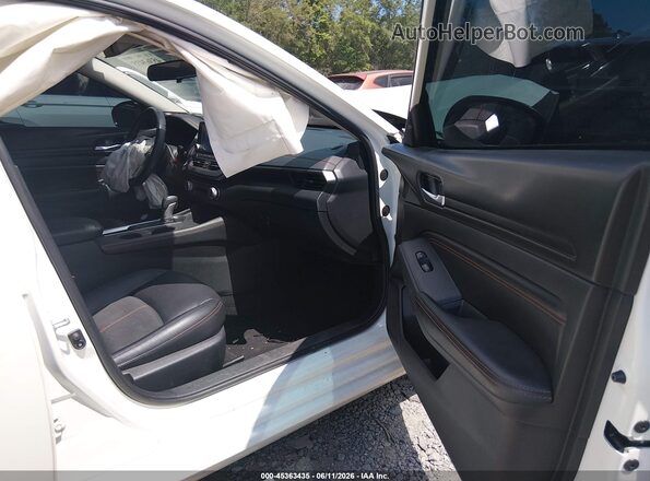1N4AL4CV1MN303295 2021 NISSAN ALTIMA Белый Вид салона спереди