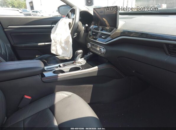 1N4AL4CV4RN309017 2024 NISSAN ALTIMA Серебряный Вид салона спереди