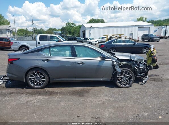 1N4AL4CV4RN309017 2024 NISSAN ALTIMA Серебряный Вид задней части салона