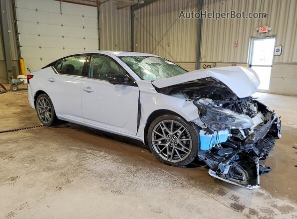 1N4AL4CV9RN394081 2024 NISSAN ALTIMA Gray Przód prawy