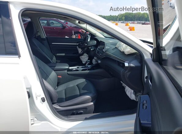 1N4AL4FV3LC139604 2020 NISSAN ALTIMA White Front interior view