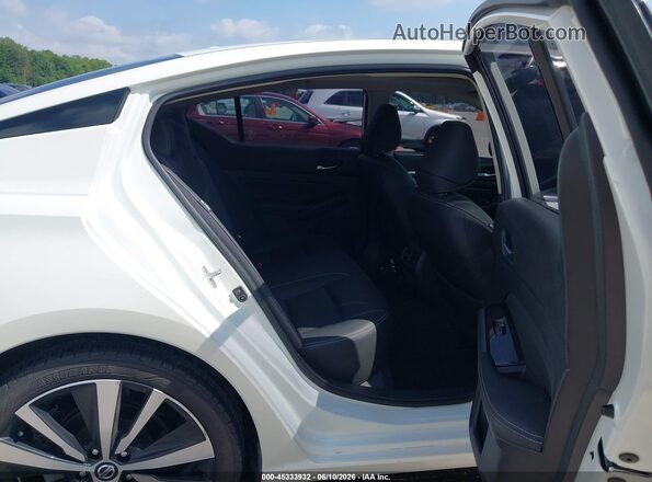 1N4AL4FV3LC139604 2020 NISSAN ALTIMA White VIN sticker view