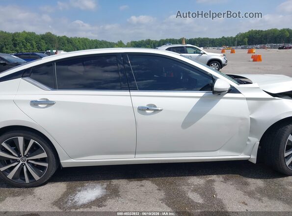1N4AL4FV3LC139604 2020 NISSAN ALTIMA White Rear interior view