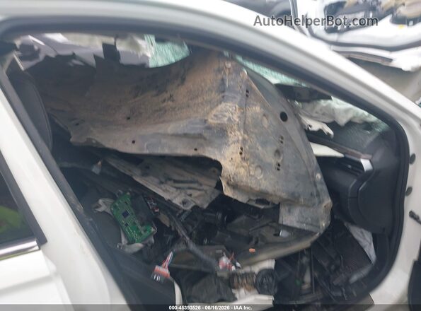 1N4AL4FV8KC154324 2019 NISSAN ALTIMA Белый Вид салона спереди