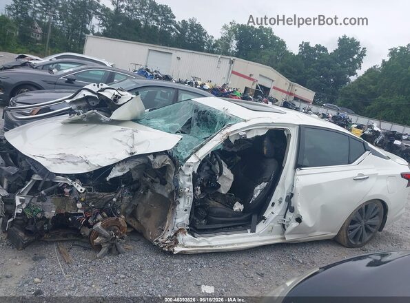 1N4AL4FV8KC154324 2019 NISSAN ALTIMA Белый Вид задней части салона