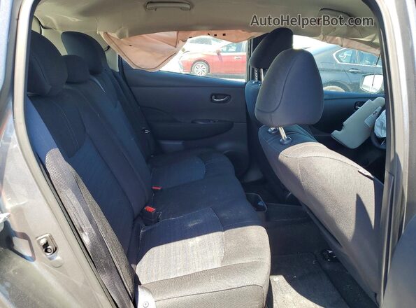 1N4AZ1BV2SC550655 2025 NISSAN LEAF Gray Vista de los asientos traseros