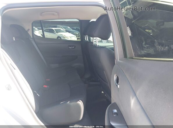 1N4AZ1BV6PC562427 2023 NISSAN LEAF Silver Vista de la etiqueta del VIN