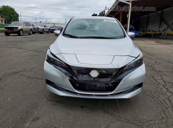 1N4AZ1BV9SC564293 2025 NISSAN LEAF Серебряный Вид спереди