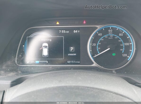 1N4AZ1CP0JC308963 2018 NISSAN LEAF Red Widok tylnych siedzeń