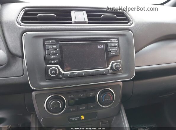 1N4AZ1CP2JC313999 2018 NISSAN LEAF Серебряный Панорамный вид салона 360°