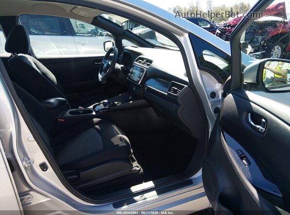1N4AZ1CP7JC306160 2018 NISSAN LEAF Серебряный 