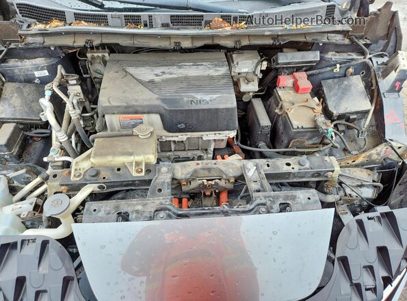 1N4AZ1CP8JC312792 2018 NISSAN LEAF Gray Вид задньої частини салону